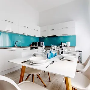  Apartament Downtown Residences